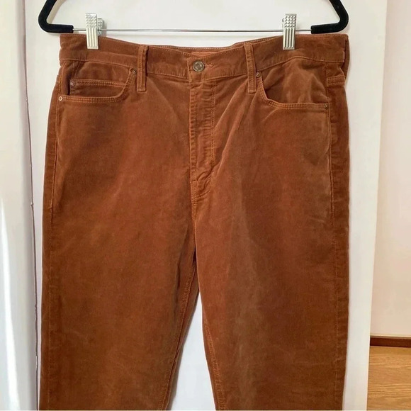 MOTHER The Mid Rise Dazzler Ankle Jeans Straight Leg in Hopscotch Cord Brown - Picture 7 of 15